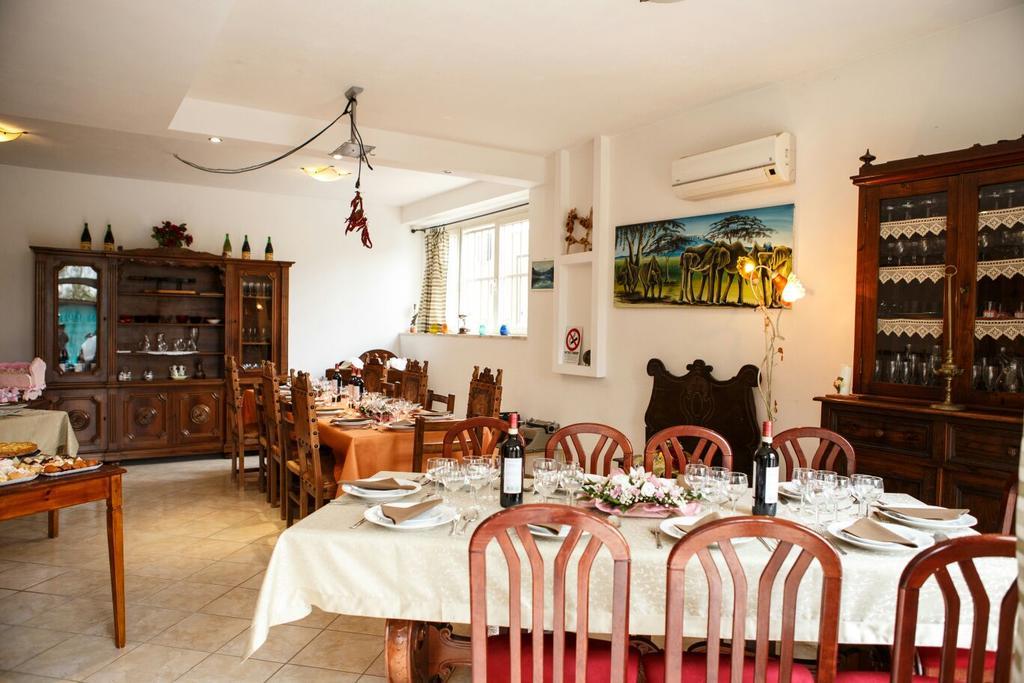 Agriturismo Artisti Del Cavallo Arezzo Bagian luar foto